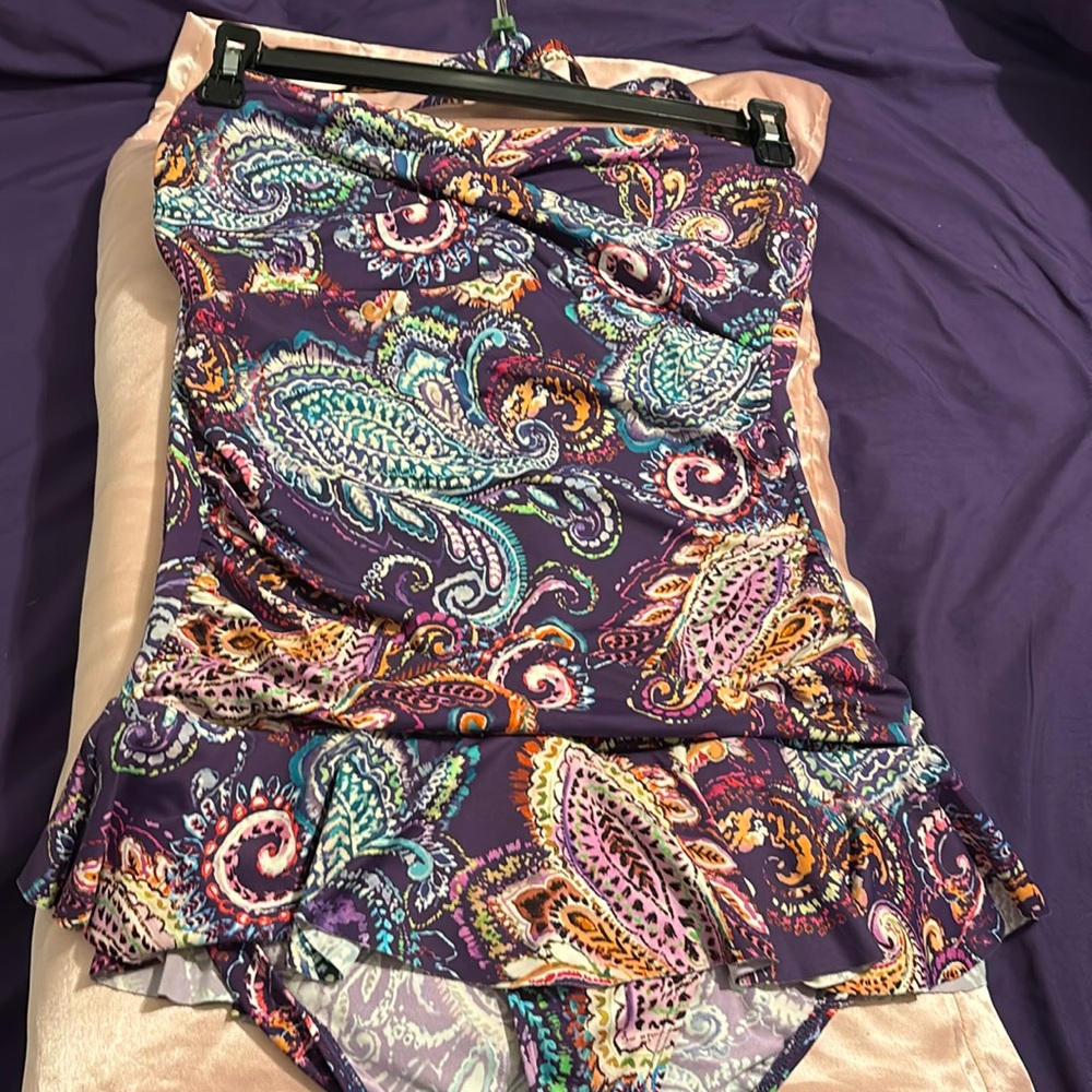 Vibrant Paisley Print Dress